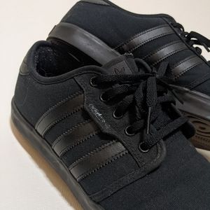 Men's Adidas Seeley Shoes